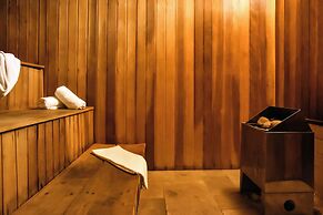 Plaza Inn Small Town Flat