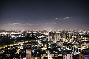 Plaza Inn Small Town Flat