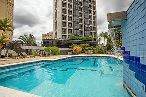 Plaza Inn Small Town Flat