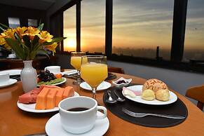 Plaza Inn Small Town Flat