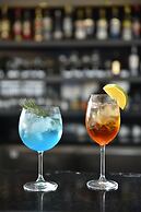 Plaza Inn Small Town Flat