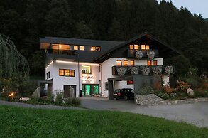 Thurnbach - Top Level Apartments