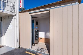 Motel 6 Connellys Springs, NC