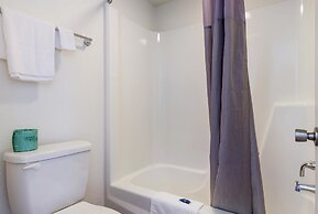 Motel 6 Connellys Springs, NC