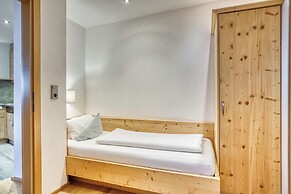 Hotel Alpenstolz
