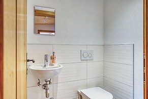 Hotel Alpenstolz