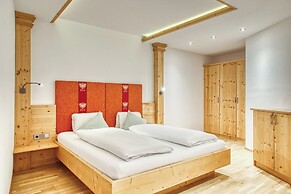 Hotel Alpenstolz