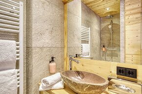 Hotel Alpenstolz