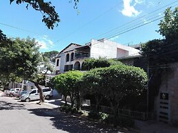 President House Hotel - Hostel