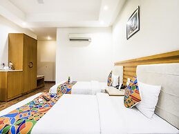 FabHotel GRD DLF Square