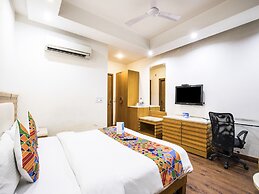 FabHotel GRD DLF Square