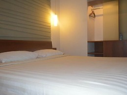 Grand Cikarang Hotel