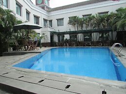 Grand Cikarang Hotel