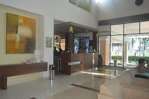Grand Cikarang Hotel