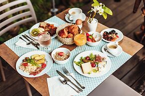 Le Saint Pierre Hotel