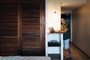 Le Saint Pierre Hotel