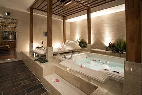 Hotel and Spa Lotus Modern – Adults Only