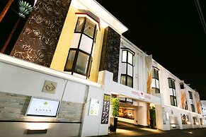 Hotel and Spa Lotus Modern – Adults Only