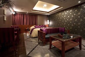 Hotel and Spa Lotus Modern – Adults Only