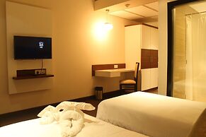 The Byke Suraj Plaza Veg Hotel, Thane