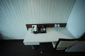 The Byke Suraj Plaza Veg Hotel, Thane