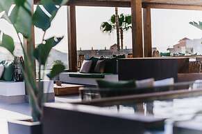 Ohasis Boutique Suites