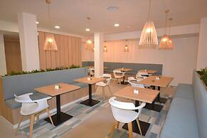 Ohasis Boutique Suites