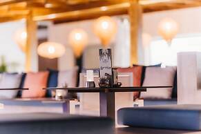 Ohasis Boutique Suites