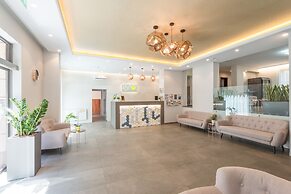 Maple Tree Apartments