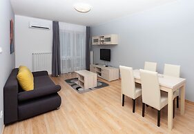 Maple Tree Apartments