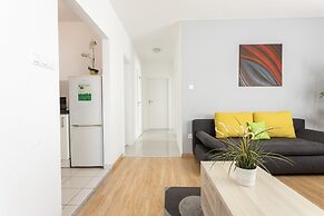 Maple Tree Apartments