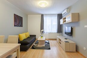 Maple Tree Apartments