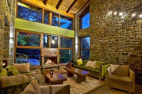 Anavasi Mountain Resort