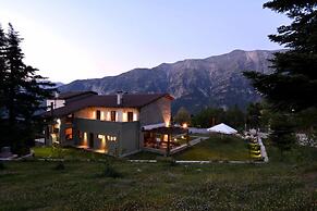 Anavasi Mountain Resort