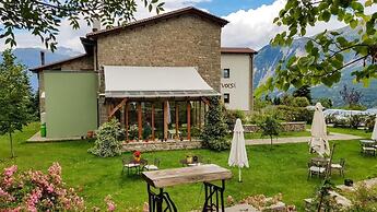 Anavasi Mountain Resort