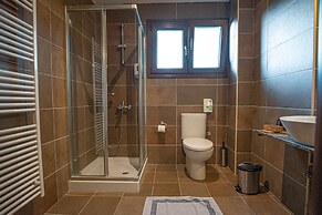 Anavasi Mountain Resort