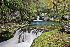 Anavasi Mountain Resort