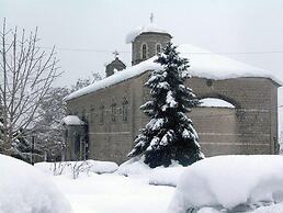 Anavasi Mountain Resort