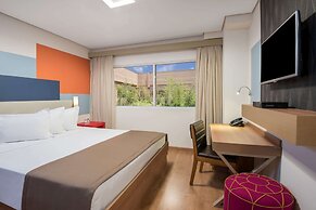 TRYP by Wyndham São Paulo Guarulhos Airport (Transit Hotel)