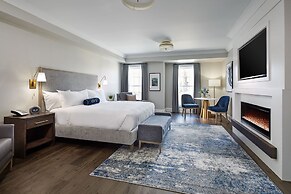 124 on Queen Hotel & Spa