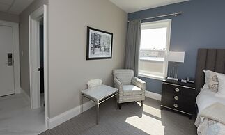 124 on Queen Hotel & Spa