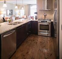 124 on Queen Hotel & Spa