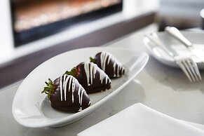 124 on Queen Hotel & Spa