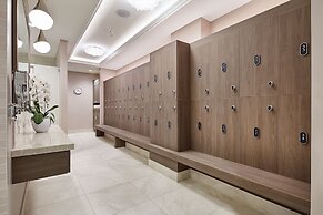 124 on Queen Hotel & Spa