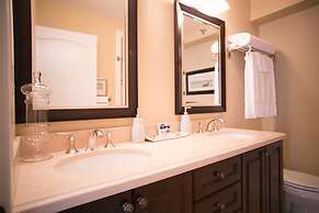 124 on Queen Hotel & Spa