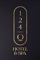 124 on Queen Hotel & Spa