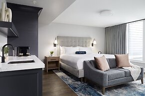 124 on Queen Hotel & Spa