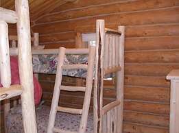 Trails End Lodge