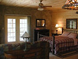 Poncho's and Lefty's Hideout