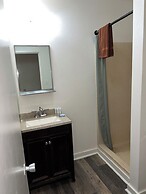 Tip Top Motel Cafe & Bakery